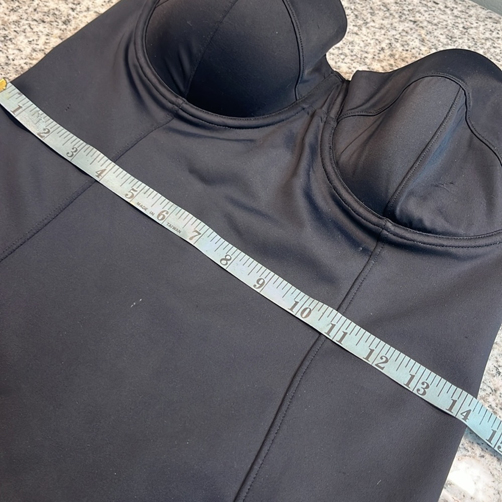 Spanx Strapless Bathing Suit Top Euc - image 5